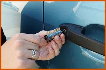Houston-Key-And-Locks Houston, TX 281-670-2368 - 14a-car-lock-smith